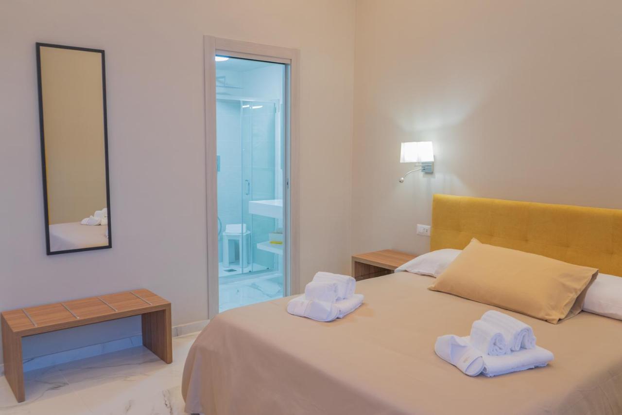 Le Suite Crotone Ngoại thất bức ảnh